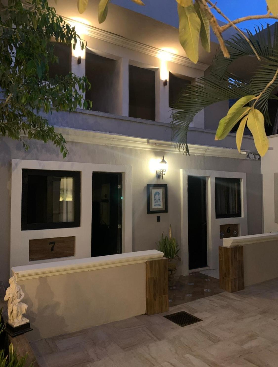 The Black Tree Hotel Colonial Mazatlan Bagian luar foto